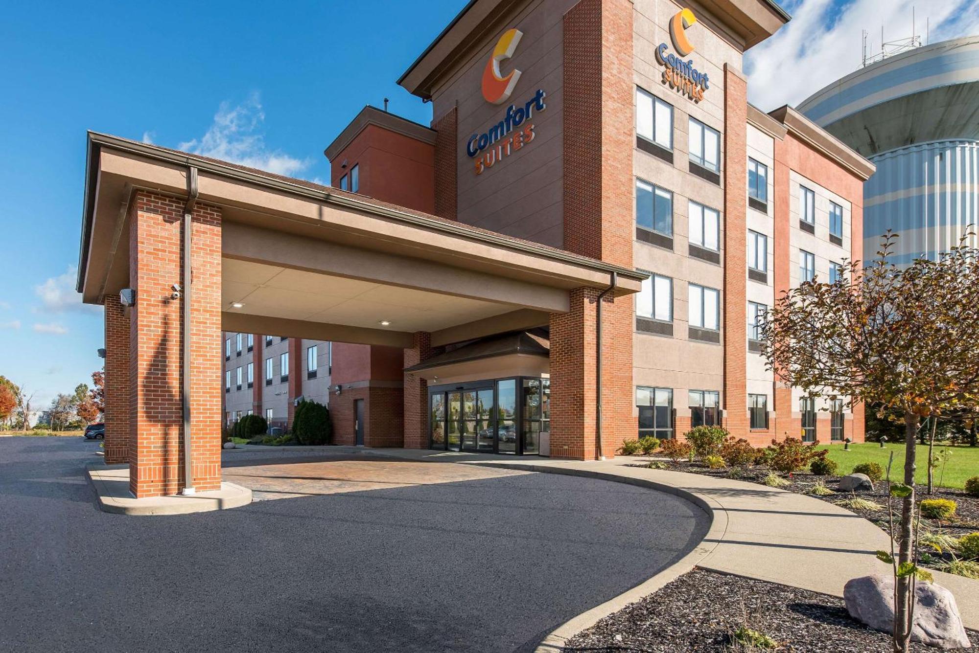 Comfort Suites Columbus East Broad Esterno foto